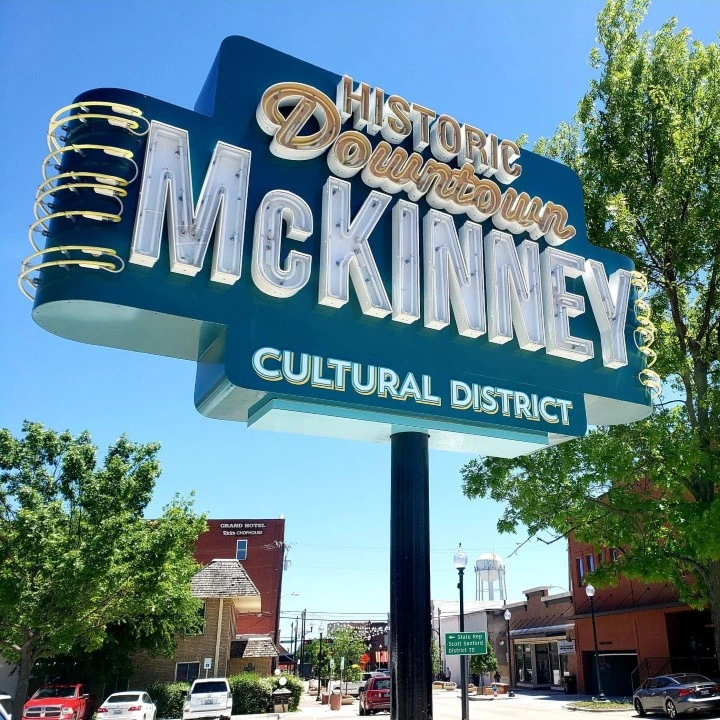 Historic Downtown McKinney Cultural District neon sign in McKinney, TX